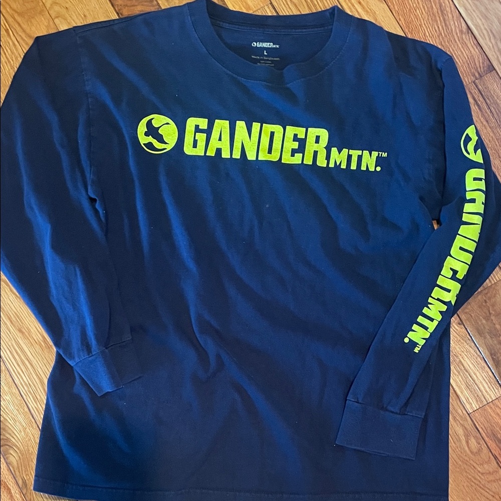Gander Mountain Navy Shirt with Yellow Logo mens size L